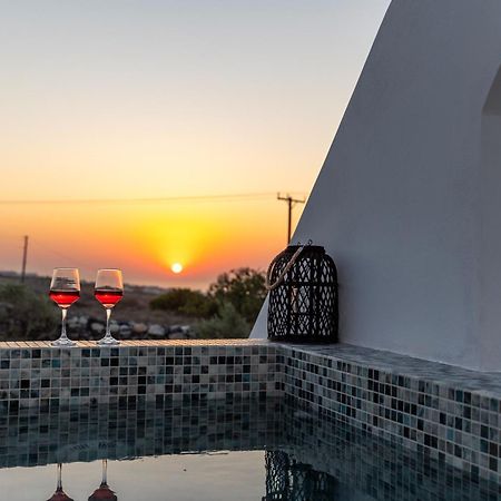 Theophrasti Suites Foinikiá Exteriör bild