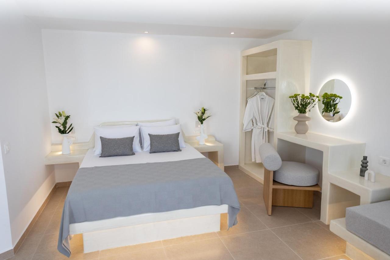 Theophrasti Suites Foinikiá Exteriör bild